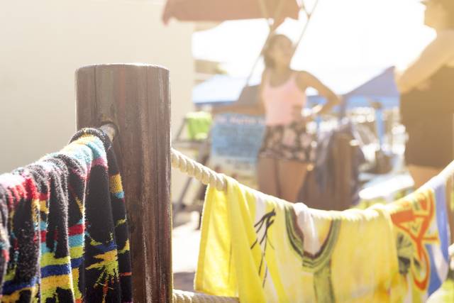 dolphin beach entertainment supertube mini golf jbay 004 dolphin beach entertainment supertube mini golf jbay 004